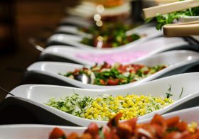 Hoteles en Sevilla con desayuno buffet: comodidad y sabor en el corazón de Triana