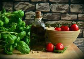 Sabores auténticos del sur: cocina mediterránea en Sevilla
